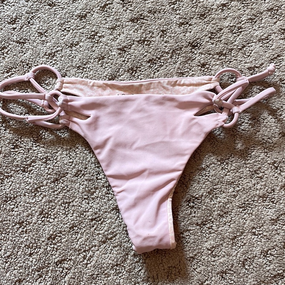 Pink acacia bottoms